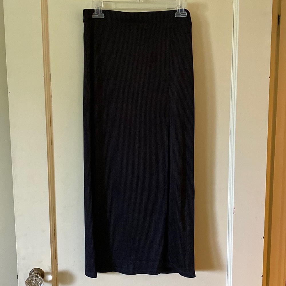🌻FREE PEOPLE Black Ribbed Midi/Maxi Skirt